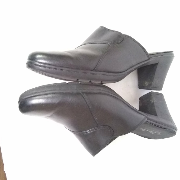 CLARKS Womens Shoes Black Slip-On 3" Heels Mules Clogs Size 8M - Picture 6 of 9